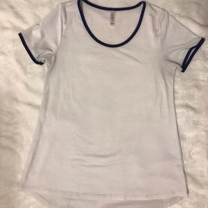 LulaRoe Classic Tee